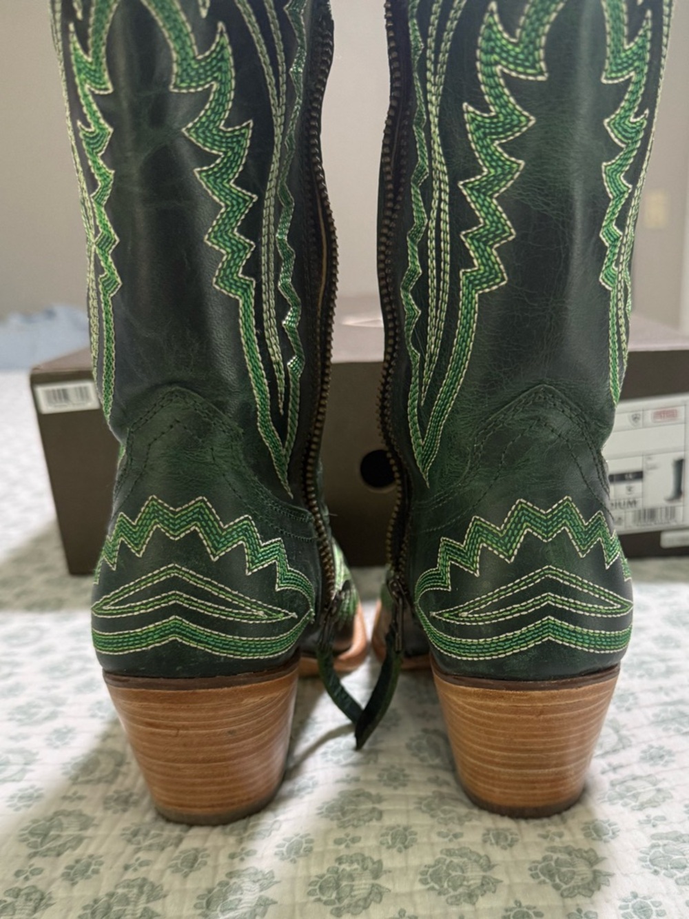 Women’s Ariat Casanova Cowboy Boots Lucky Clover Size 7.5 - Picture 6 of 14